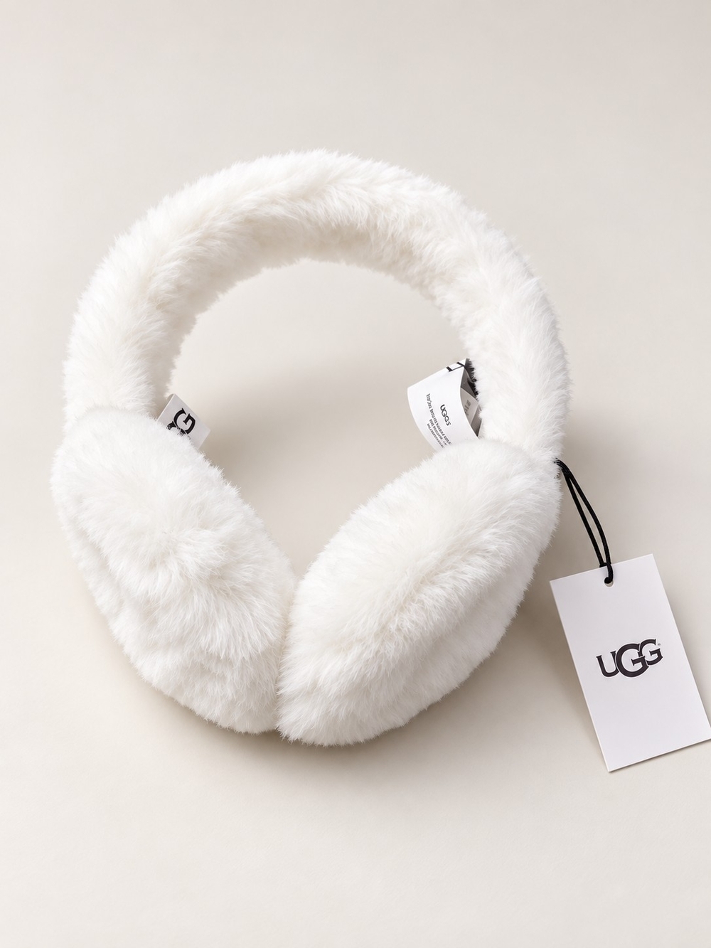 🆕️UGG White Faux Fur Earmuffs with Original Hangtag